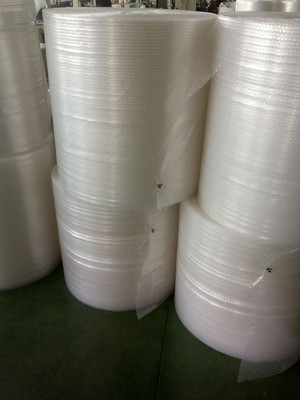 【宜兴包装供应乳白色回料气泡膜防水防潮可加厚气泡膜】价格_厂家_图片 -